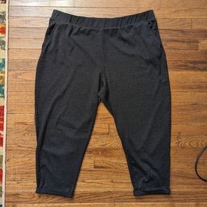 Plus Size Cropped Pants